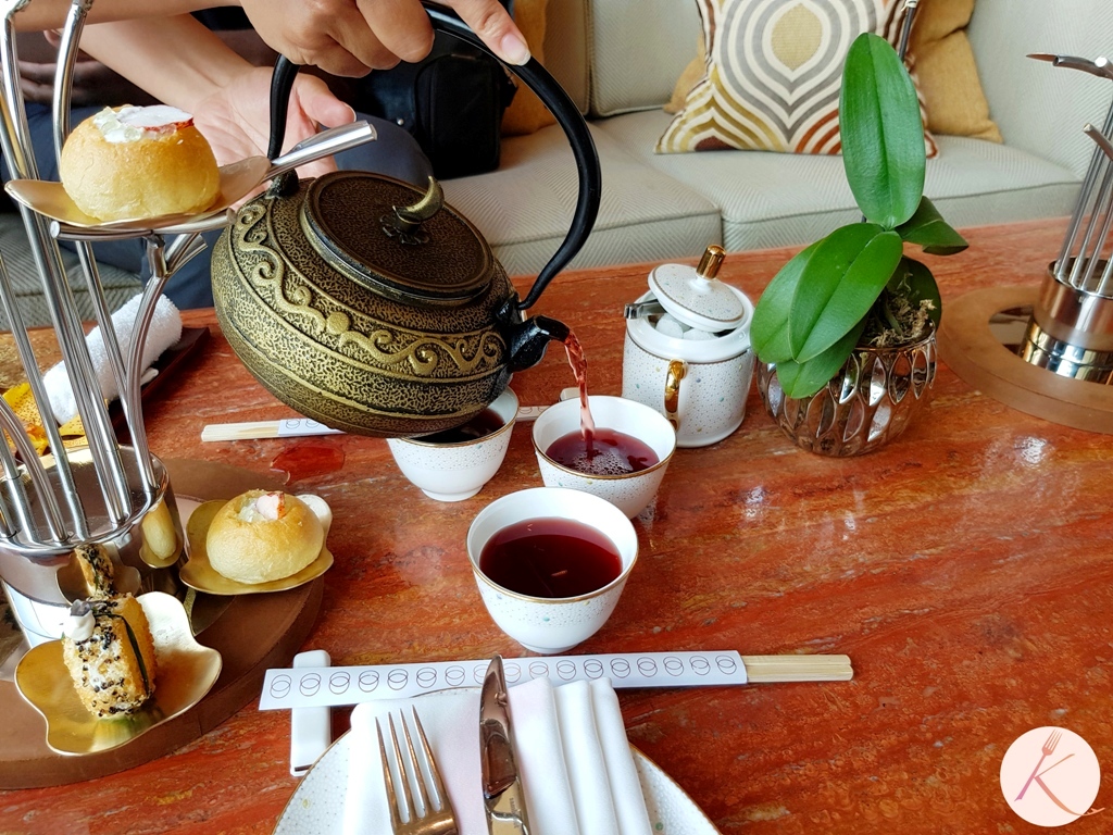 Noor Lounge Mandarin Oriental Jumeira afternoon tea